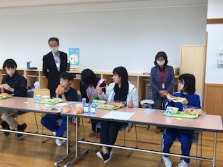 給食２