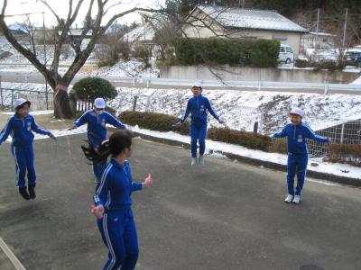 nawatobiwogannbatteimasu1