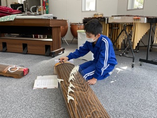 こと