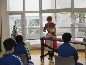 校内芸術鑑賞教室４