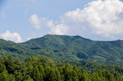 福沢羽山遠景