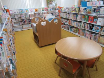 図書室　キッズ2
