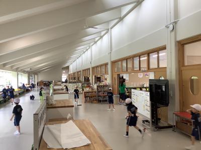 低学年のフロア