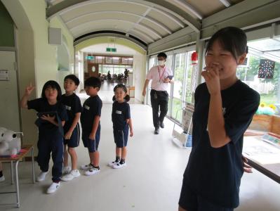 学校