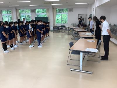 最初のあいさつ