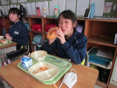 学校