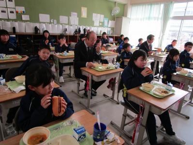 学校