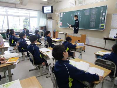 学校