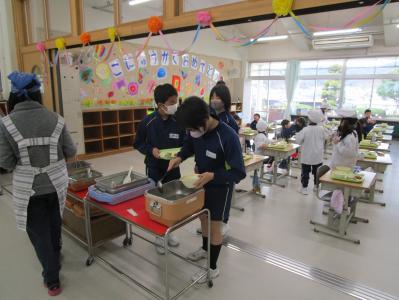 学校