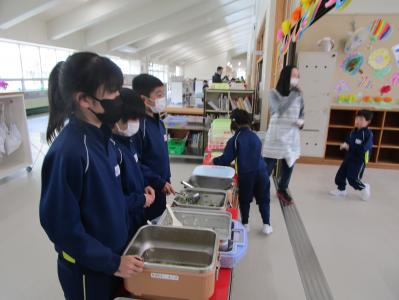 学校