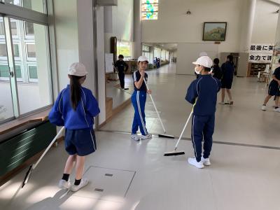 学校