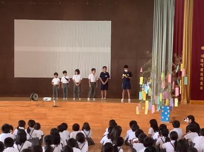 願い事を発表する代表児童
