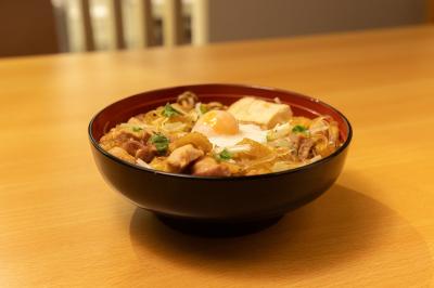 シャモ大好き すき焼き丼