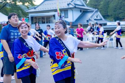 盆踊り