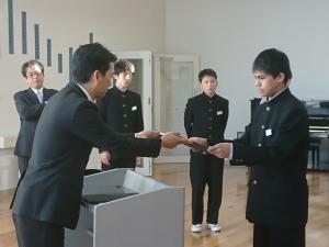 全校集会30