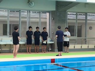 校長