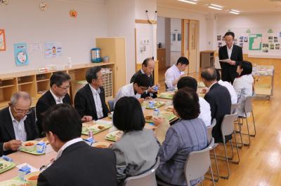 給食